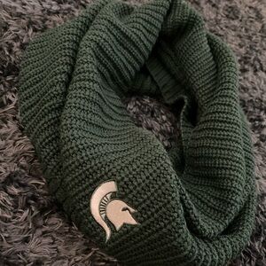 Michigan State winter scarf